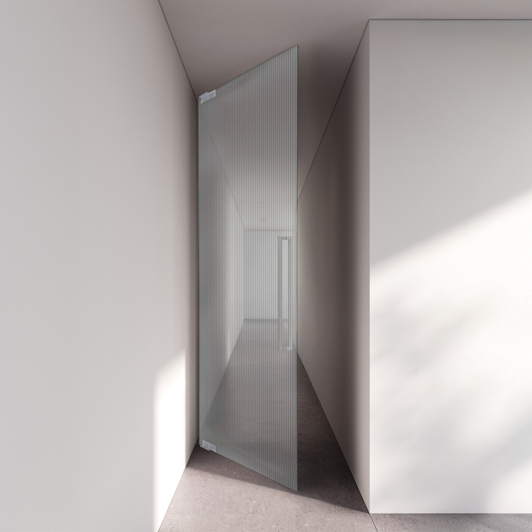 puerta pivotante en vidrio acanalado en un pasillo blanco con suelo en marmol 
